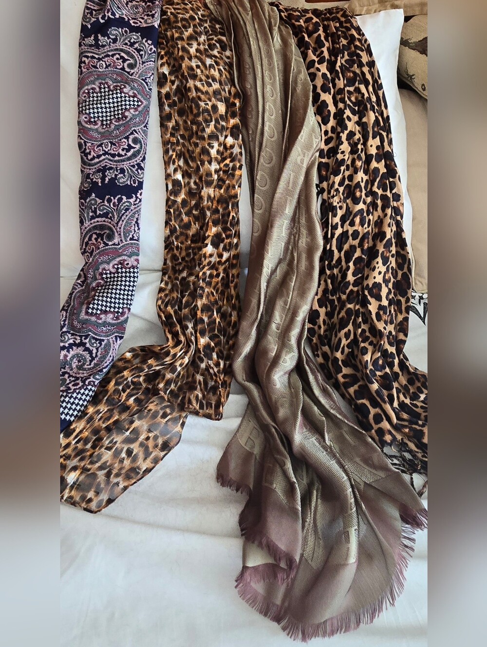 Collection Of 4 Women's Fashion Scarves